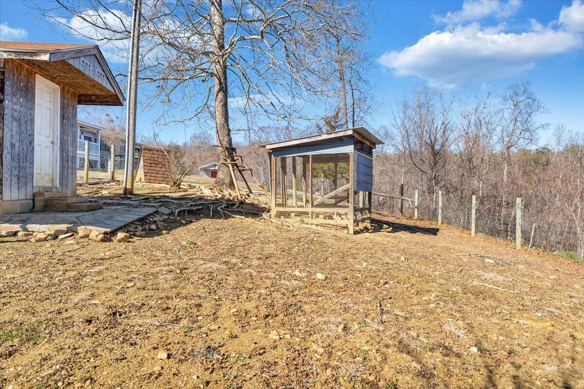 1320 Horseshoe Point RD - Photo 68