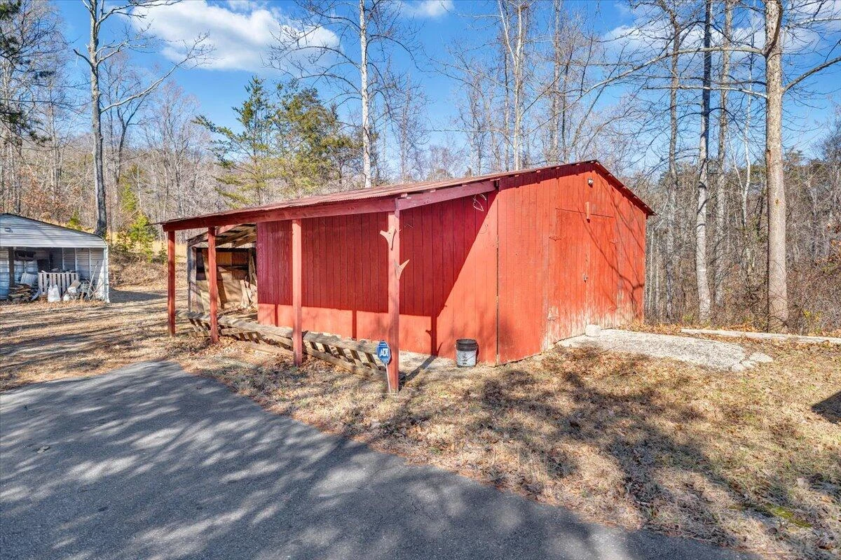 1320 Horseshoe Point RD - Photo 74