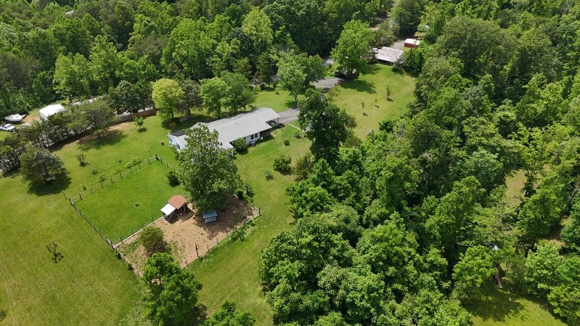 1320 Horseshoe Point RD - Photo 80