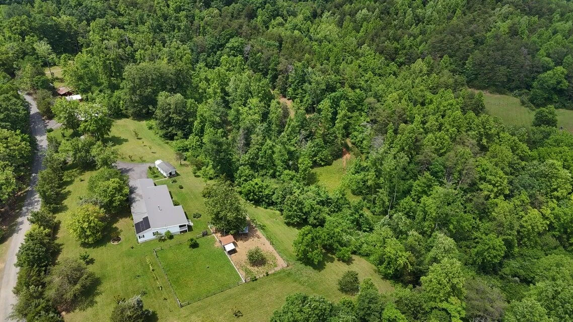 1320 Horseshoe Point RD - Photo 82