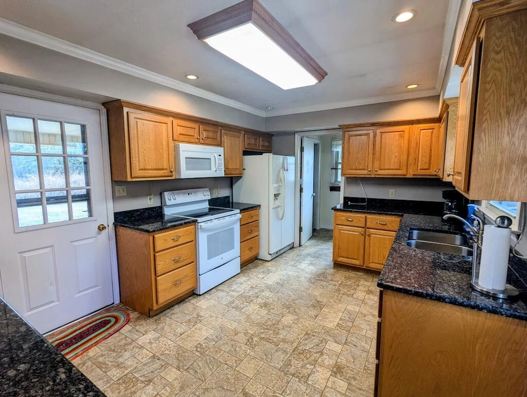 183 Abrahams Place - Photo 17