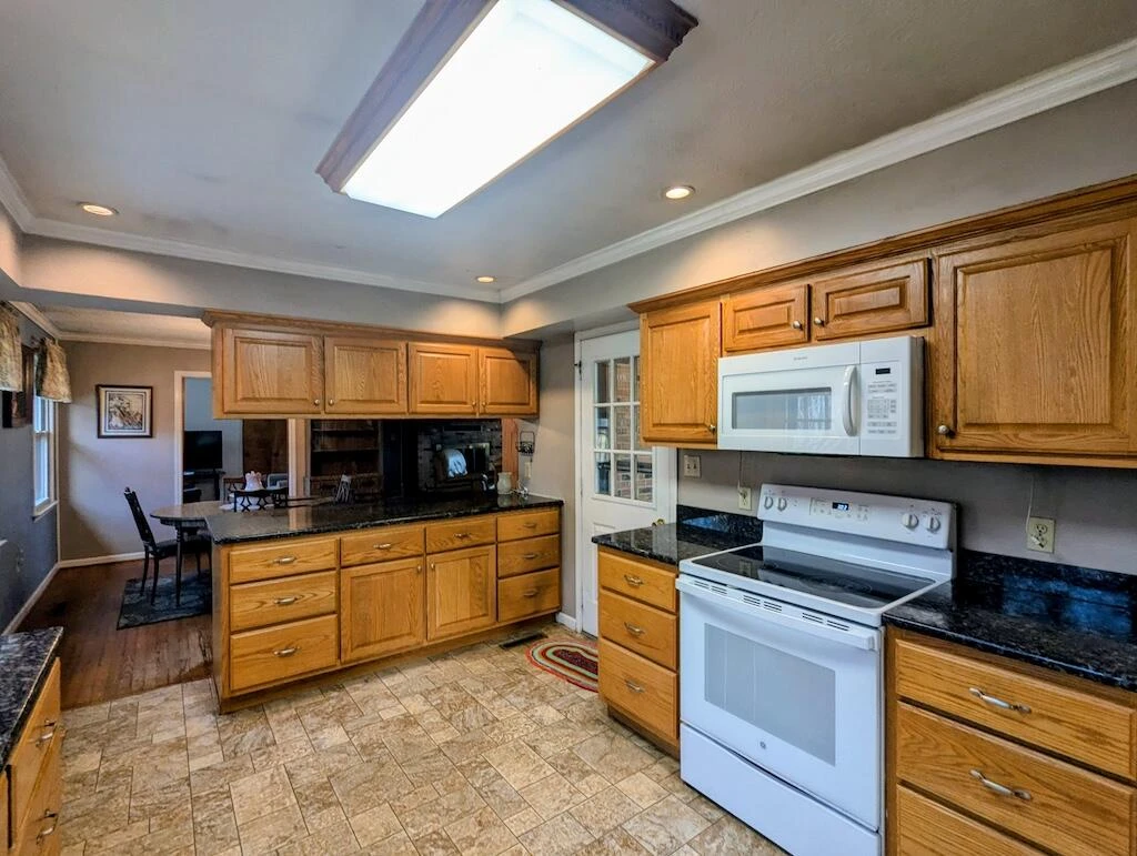 183 Abrahams Place - Photo 18