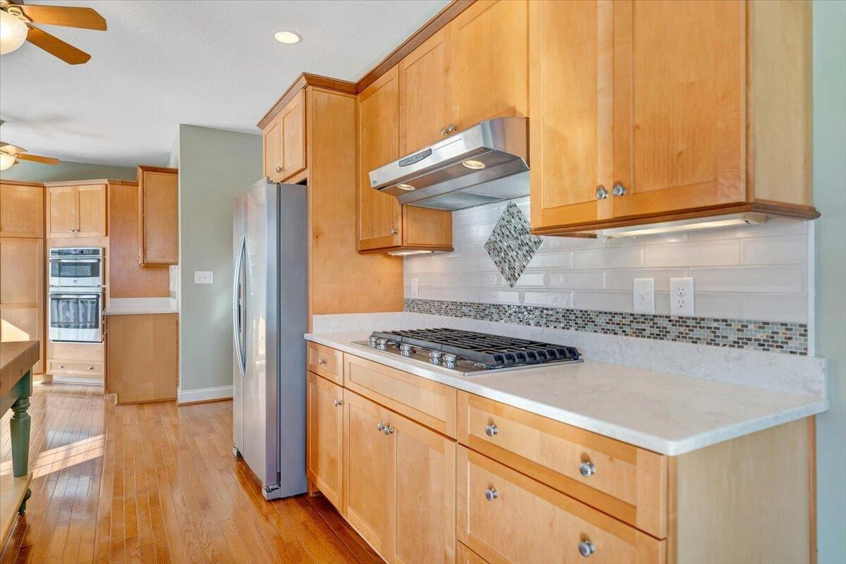 100 Greystone DR - Photo 24