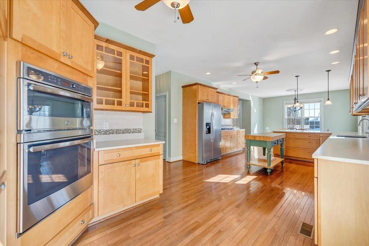 100 Greystone DR - Photo 31