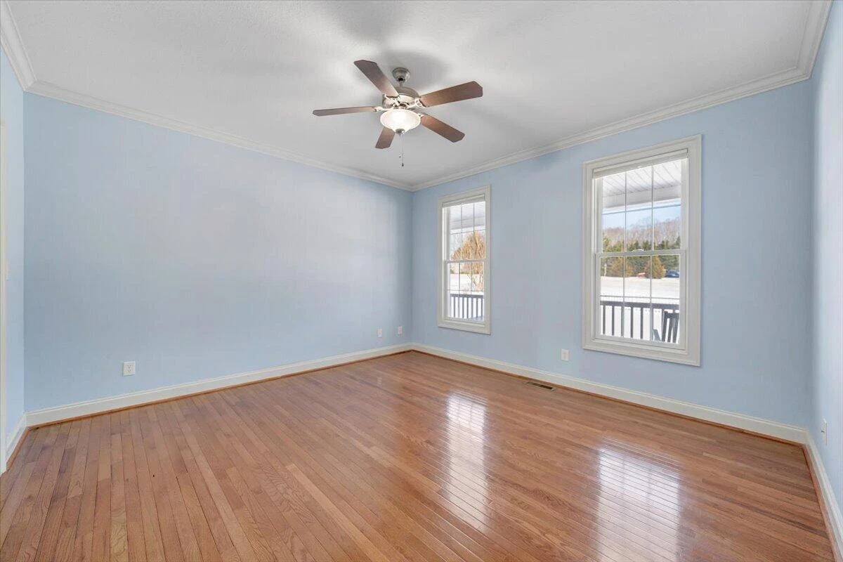 100 Greystone DR - Photo 32