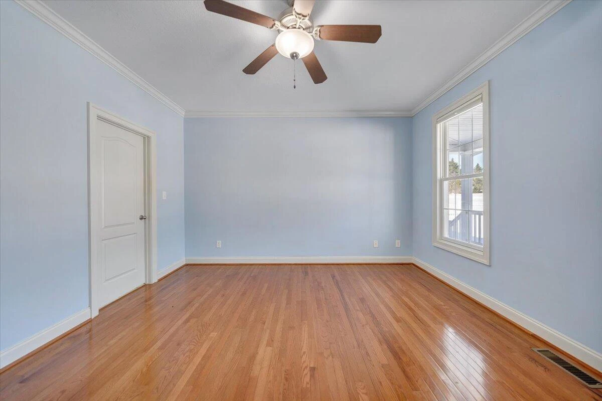 100 Greystone DR - Photo 34