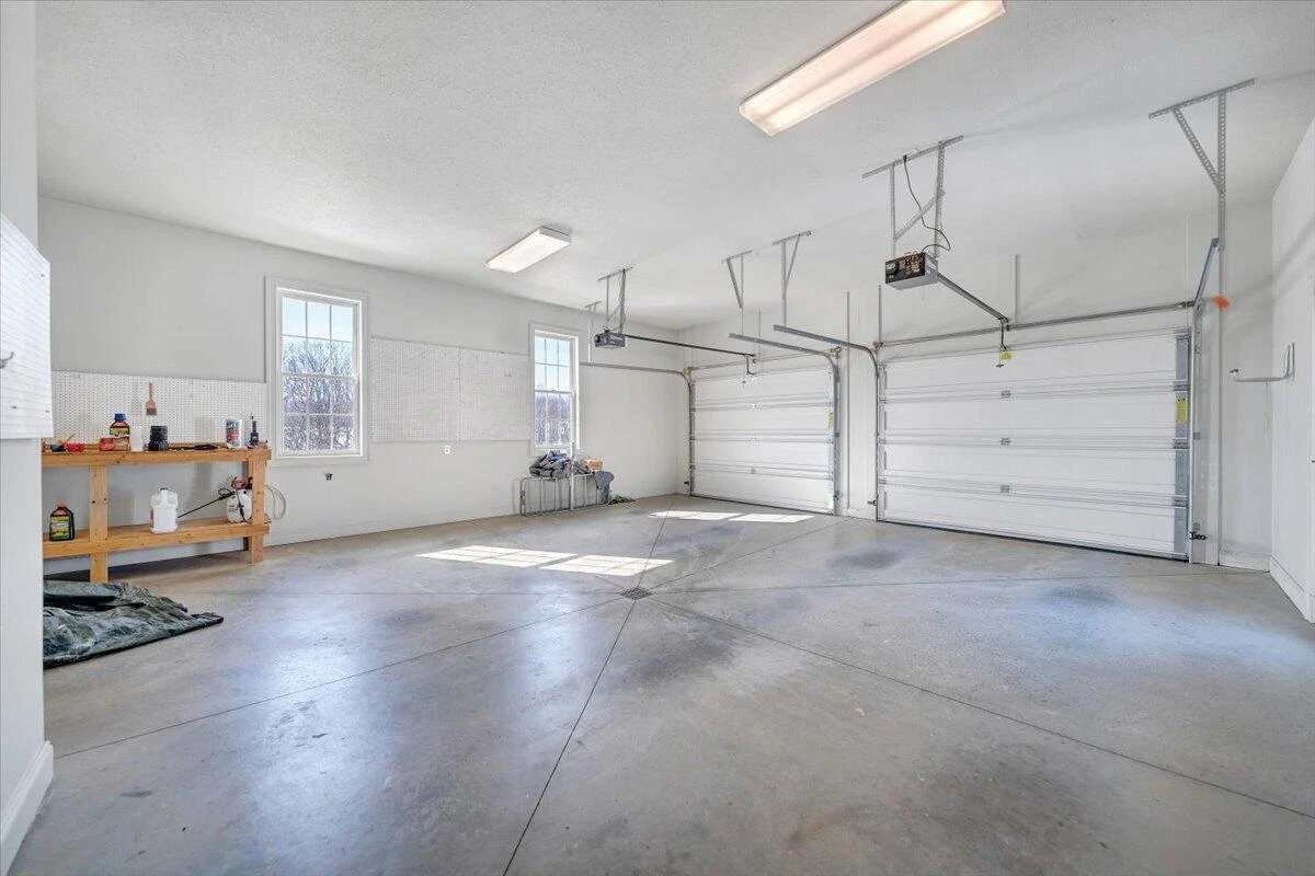 100 Greystone DR - Photo 44