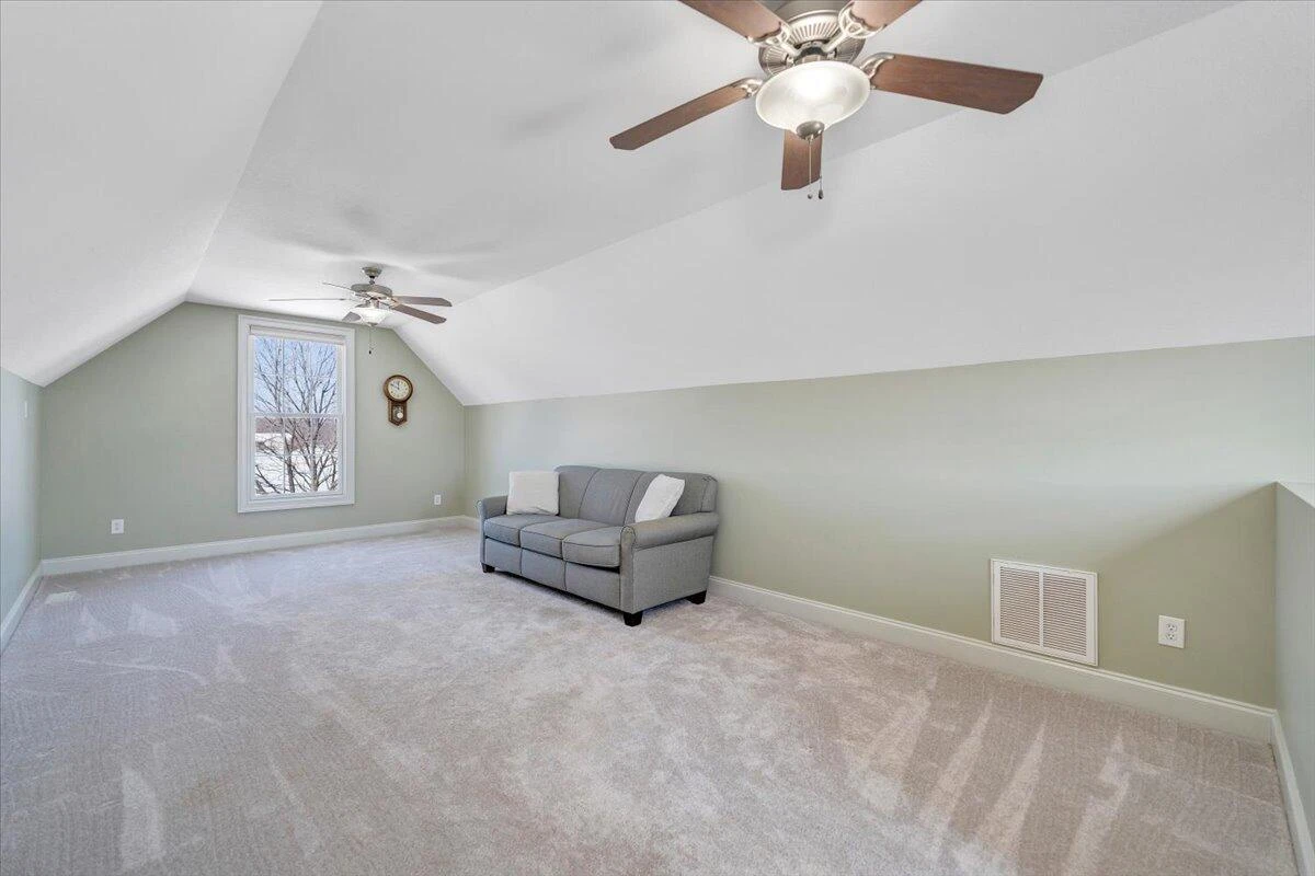 100 Greystone DR - Photo 55