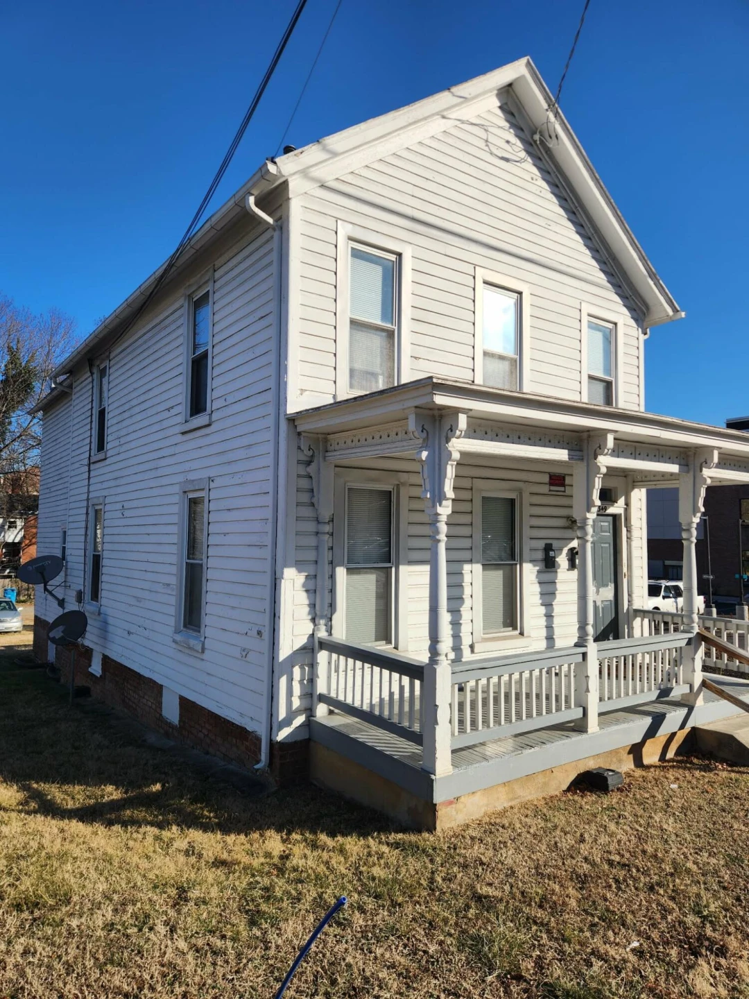 349 Elm Ave SW