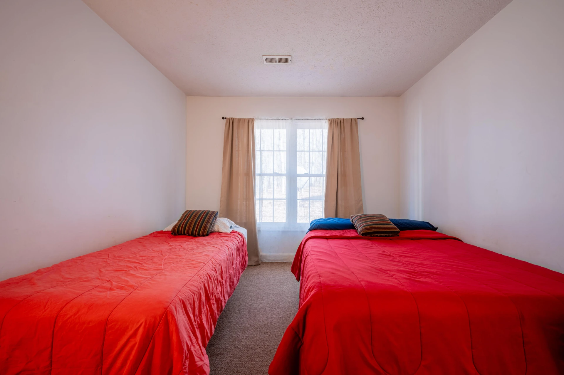 604 Surrey DR - Photo 31