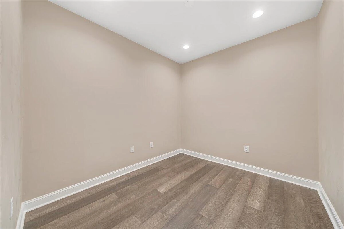 28 Scarlet DR - Photo 53