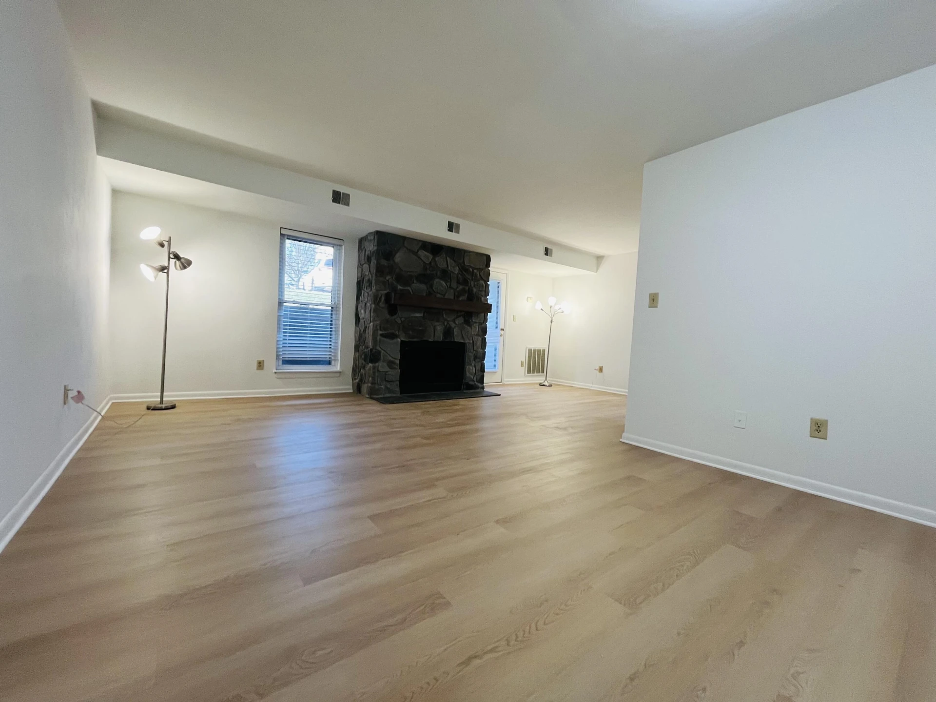 3560 Timberline Trail - Photo 2