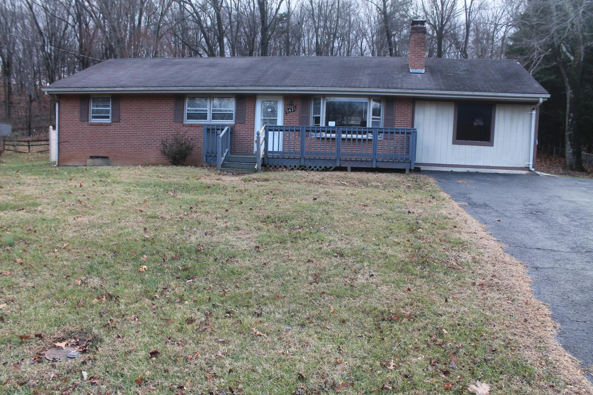 5421 Yale DR