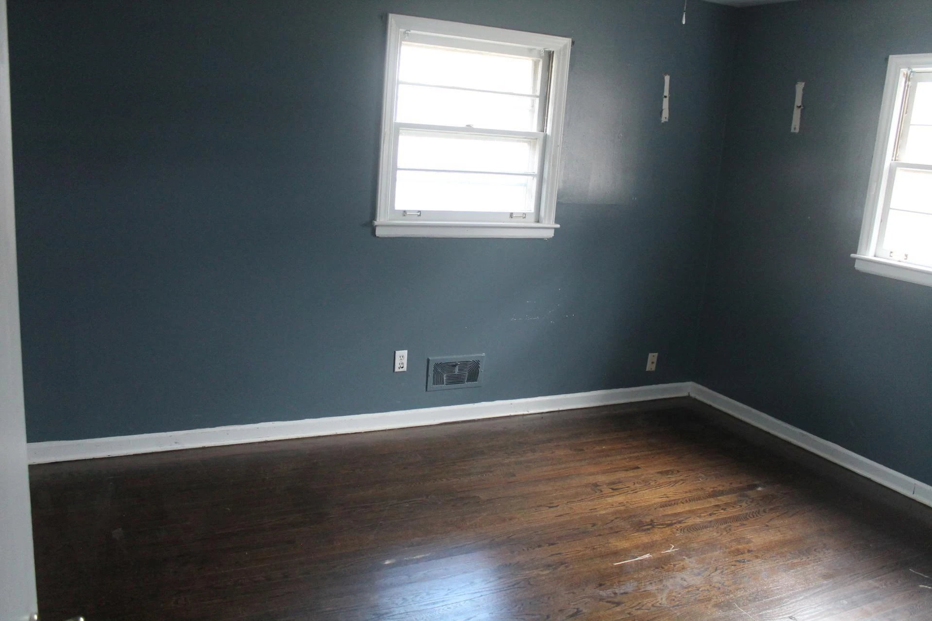 5421 Yale DR - Photo 13