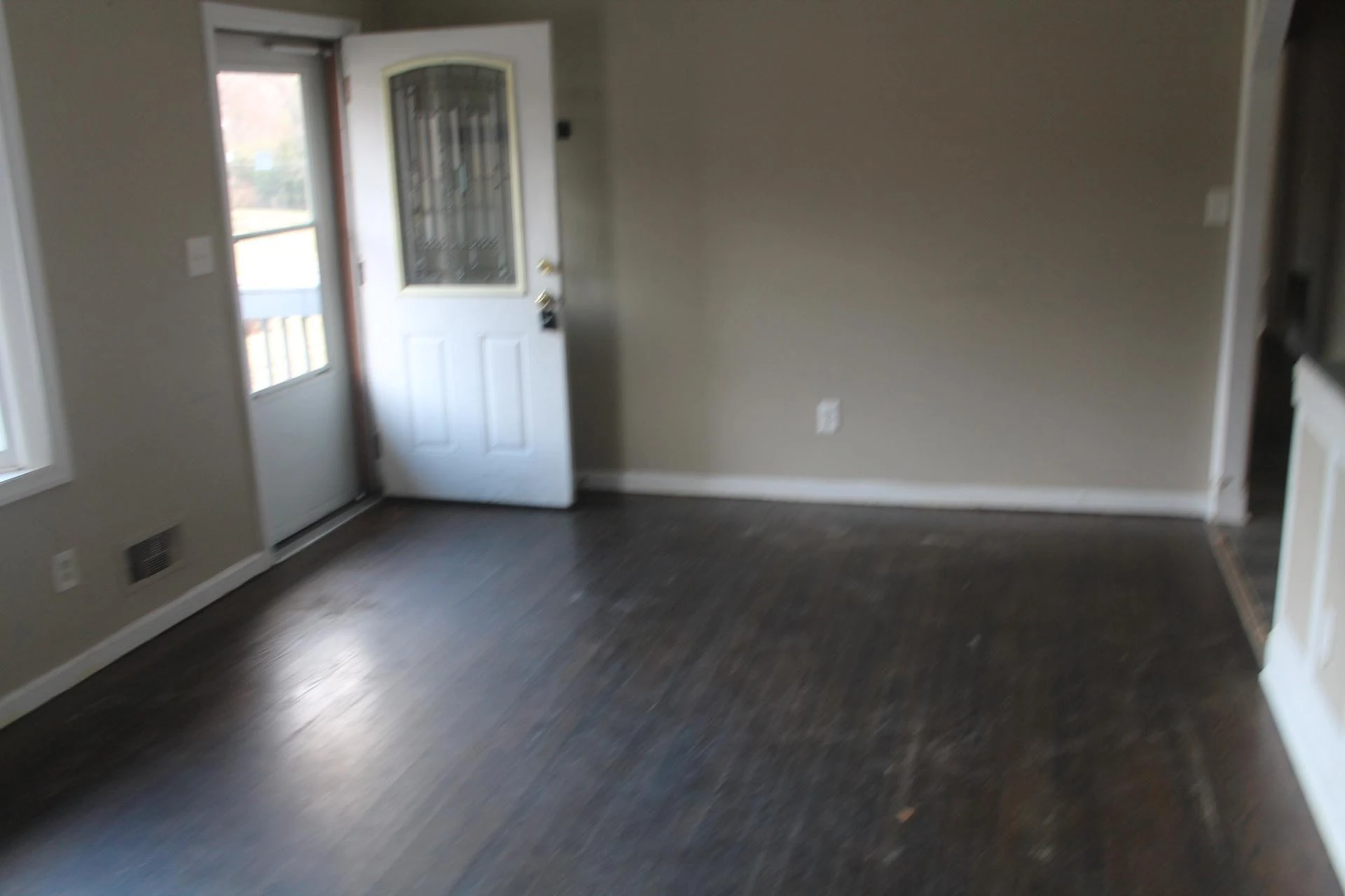 5421 Yale DR - Photo 7