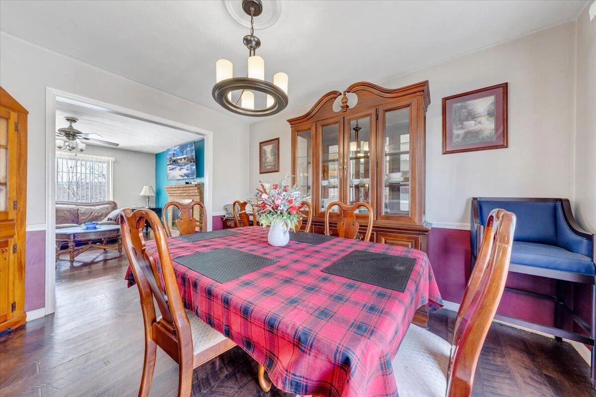135 Silverbirch DR - Photo 10