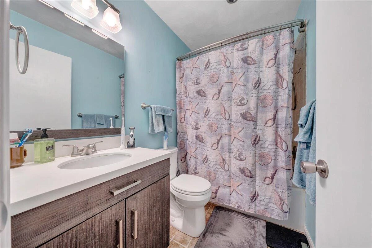 135 Silverbirch DR - Photo 20