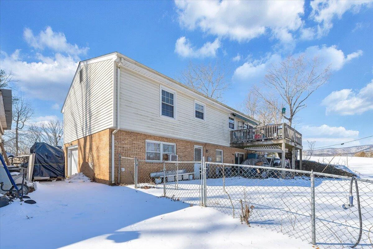 135 Silverbirch DR - Photo 36