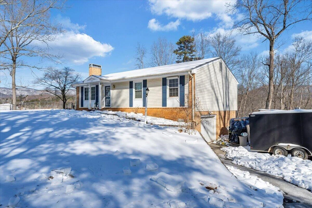 135 Silverbirch DR - Photo 43