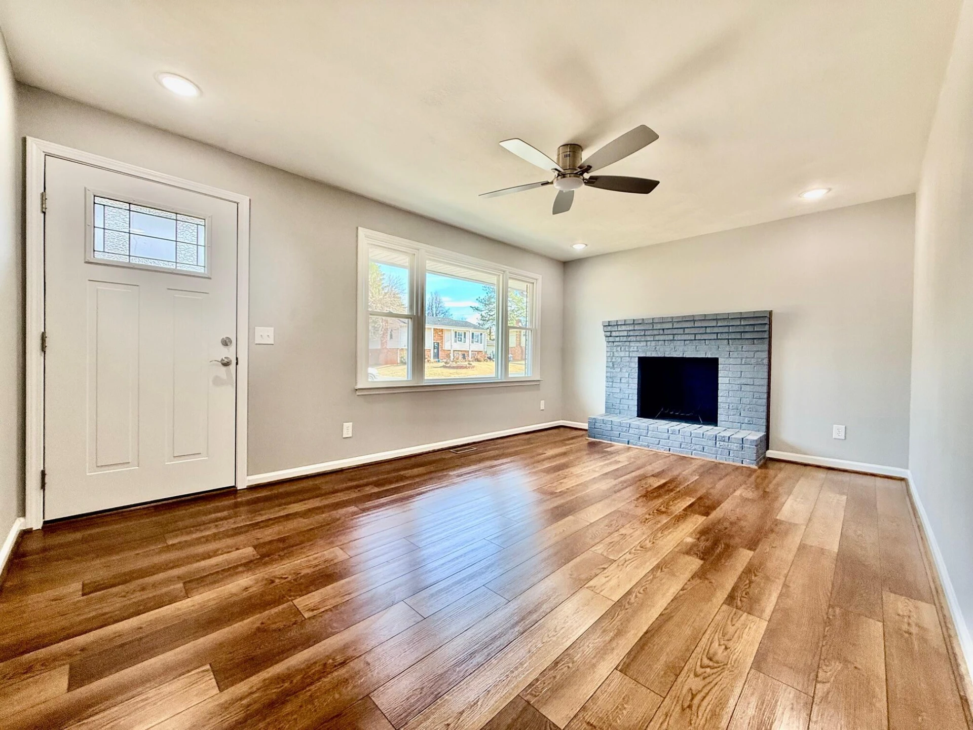 5952 Sierra DR - Photo 2