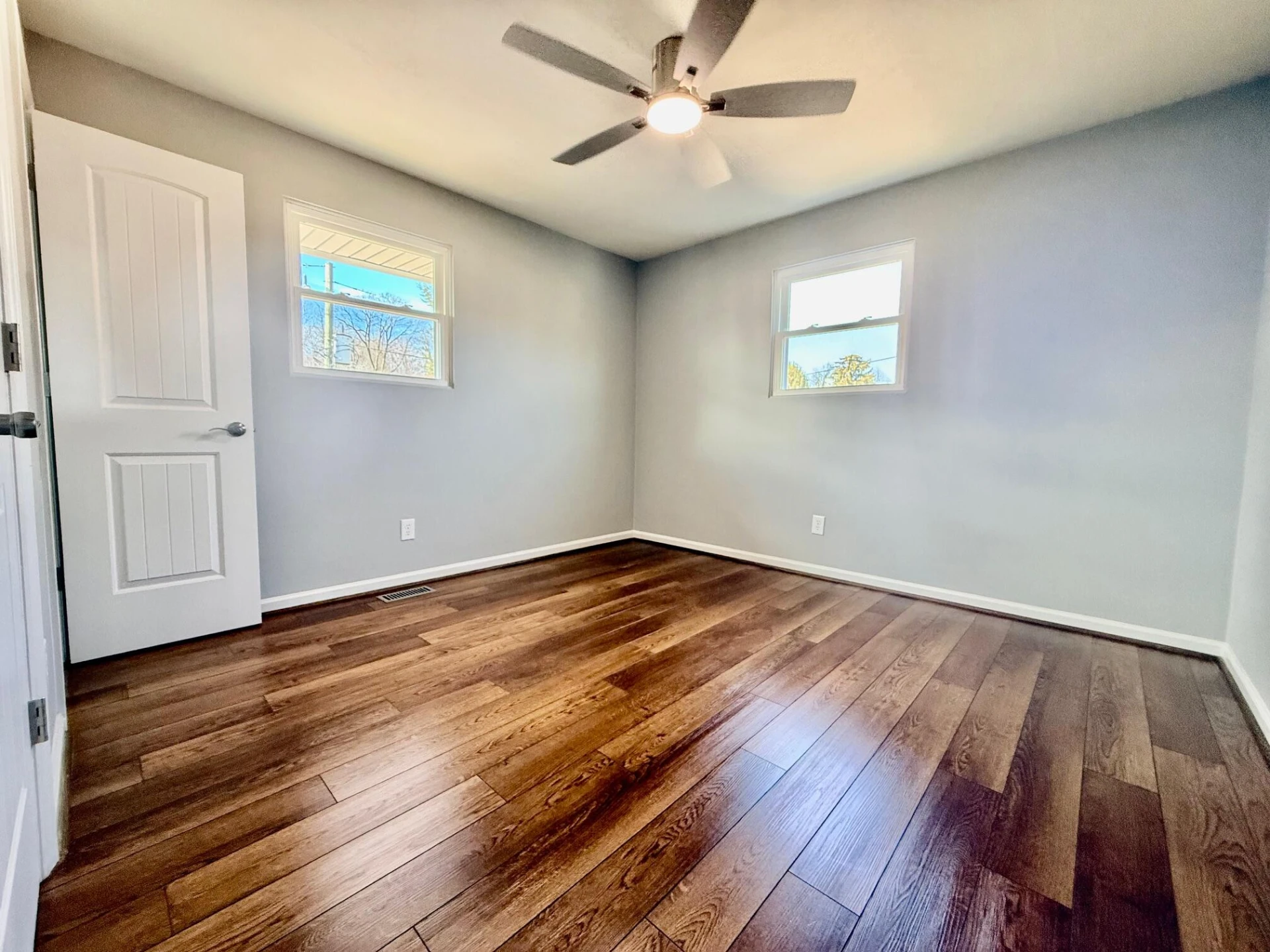 5952 Sierra DR - Photo 8