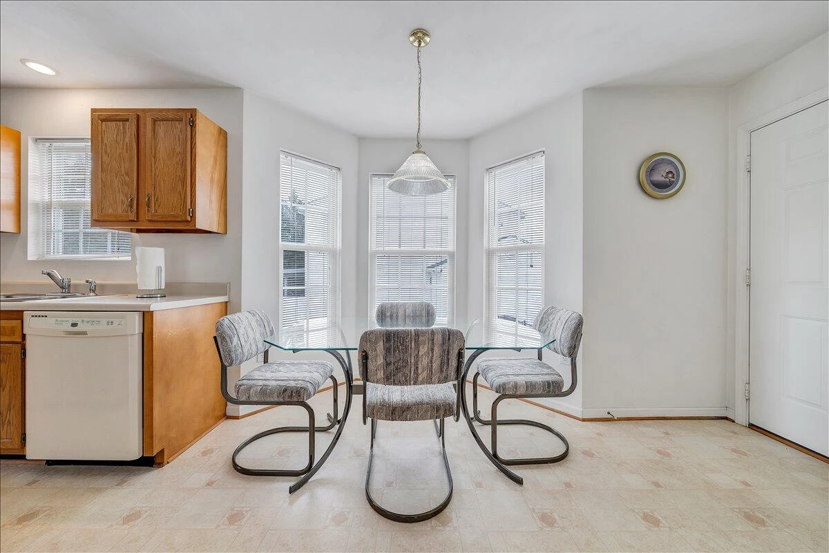 4633 Nevis DR - Photo 11