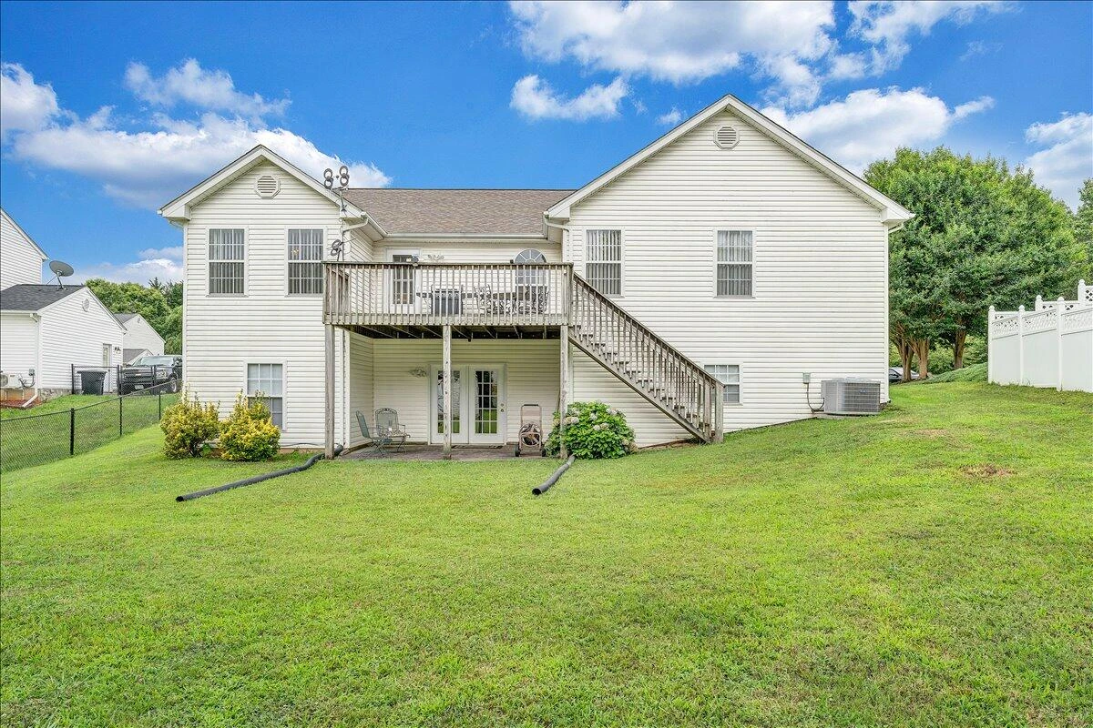 4633 Nevis DR - Photo 30