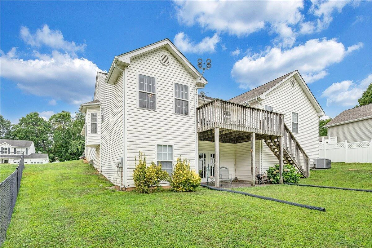 4633 Nevis DR - Photo 33