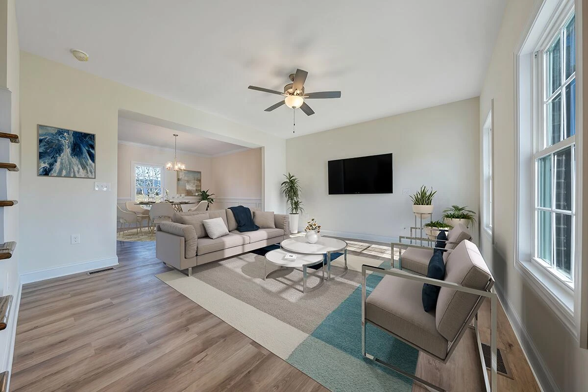 2813 Russlen DR - Photo 2