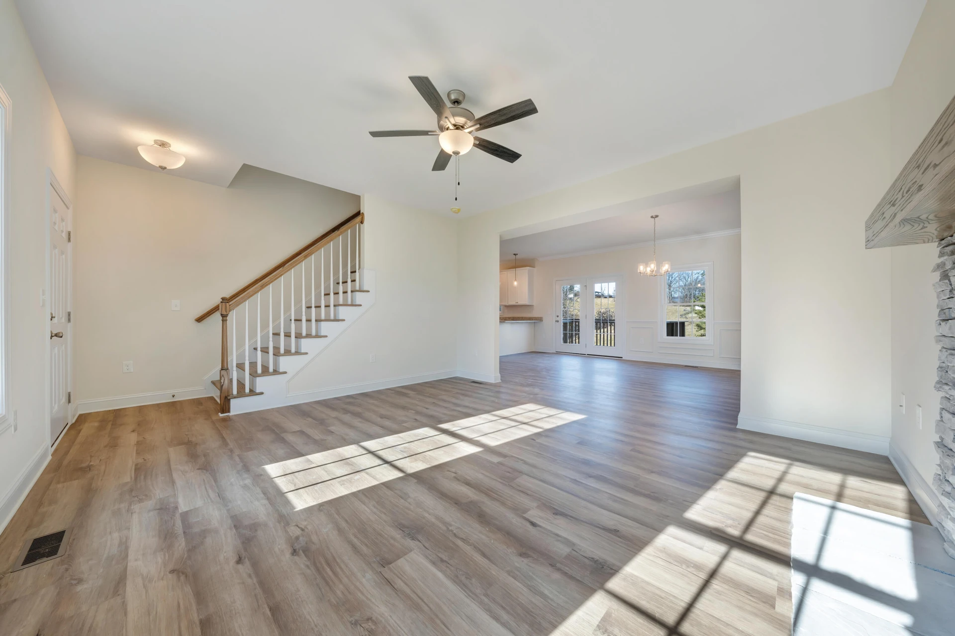 2825 Russlen DR - Photo 34