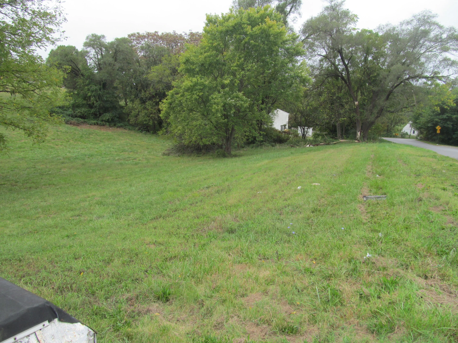 2201 Carvin ST NE - Photo 3