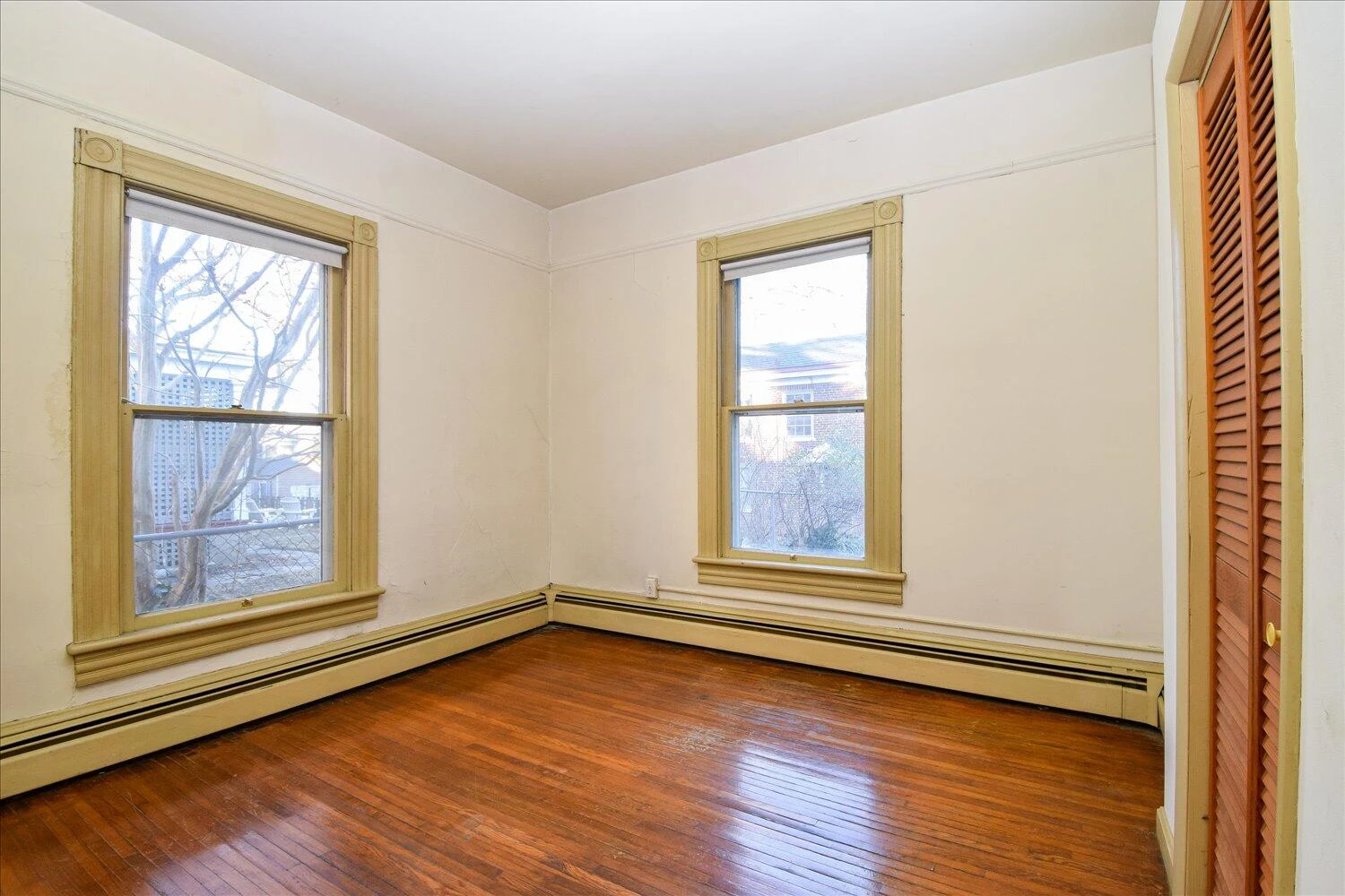 409 Allison AVE SW - Photo 10