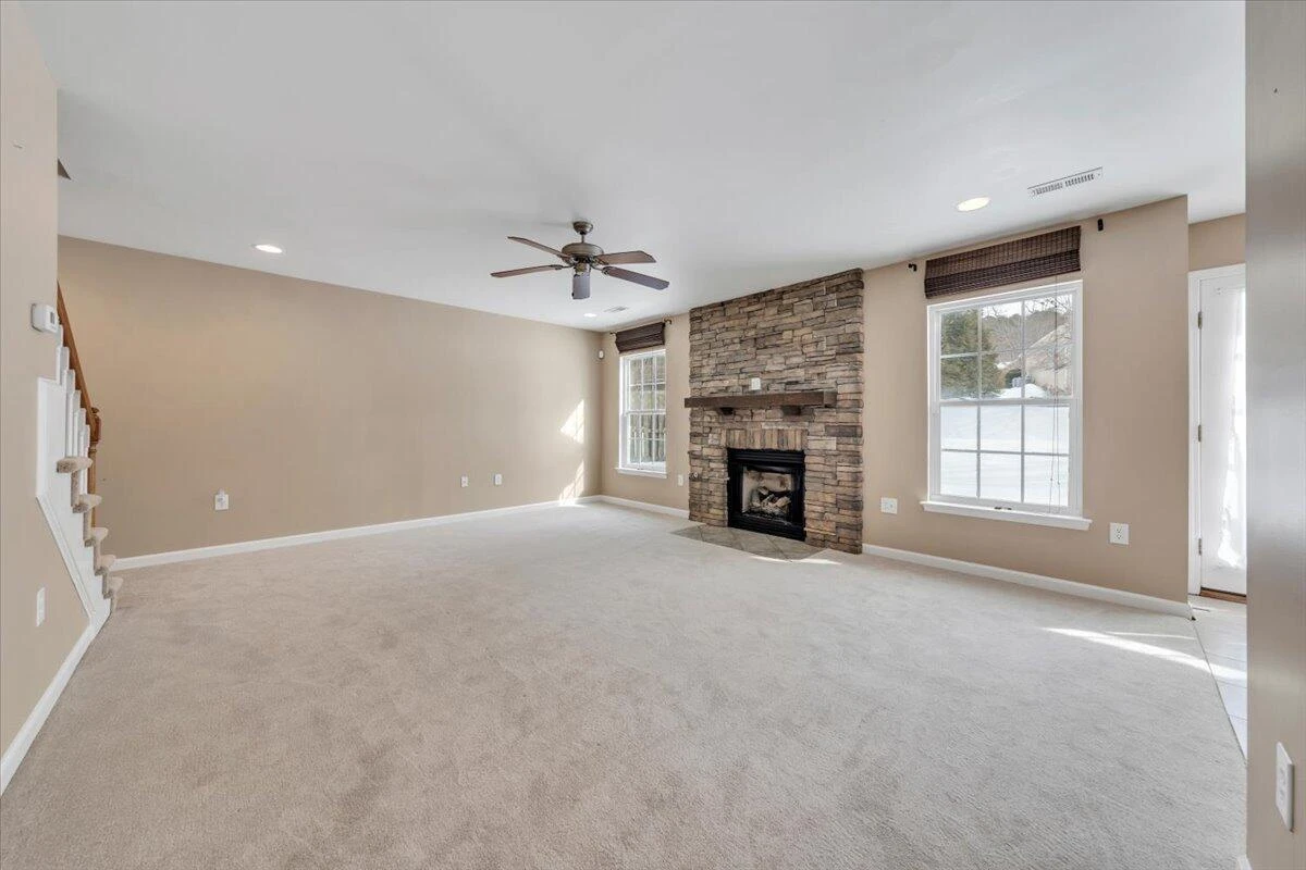 4323 Faircrest LN - Photo 13