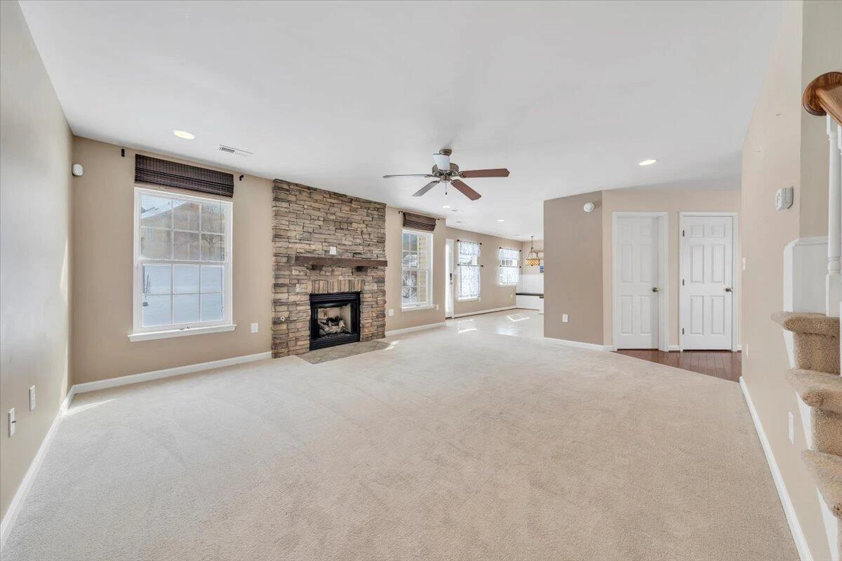 4323 Faircrest LN - Photo 15