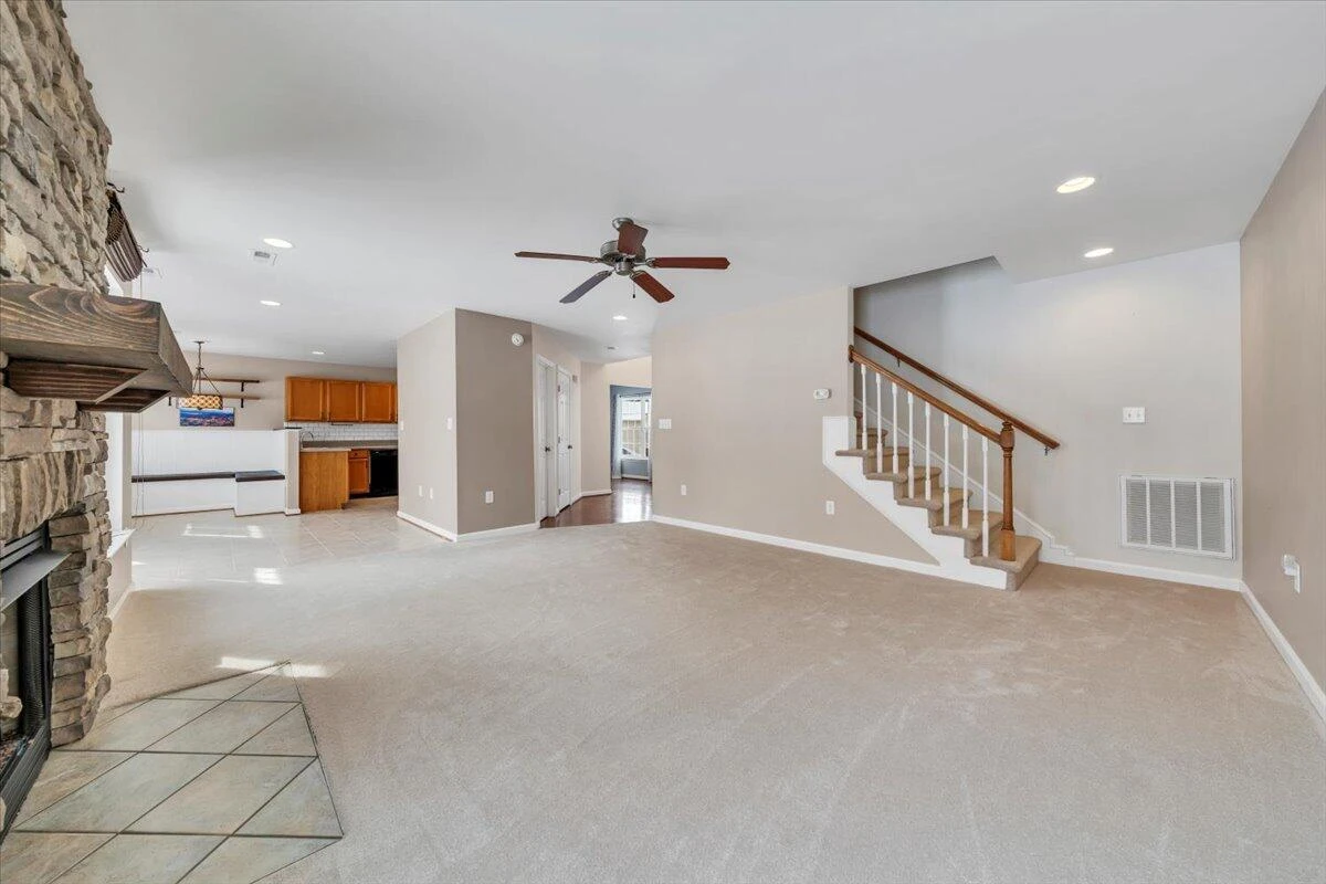 4323 Faircrest LN - Photo 16