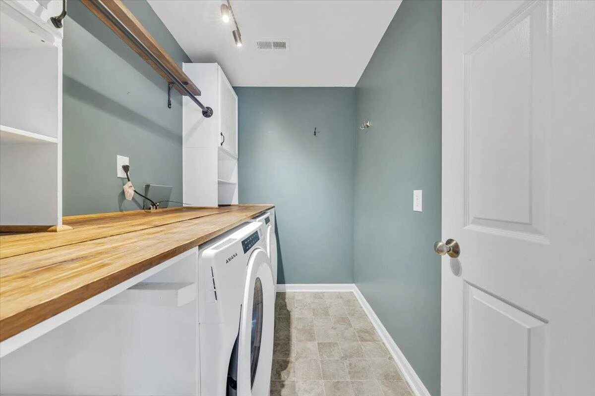 4323 Faircrest LN - Photo 32