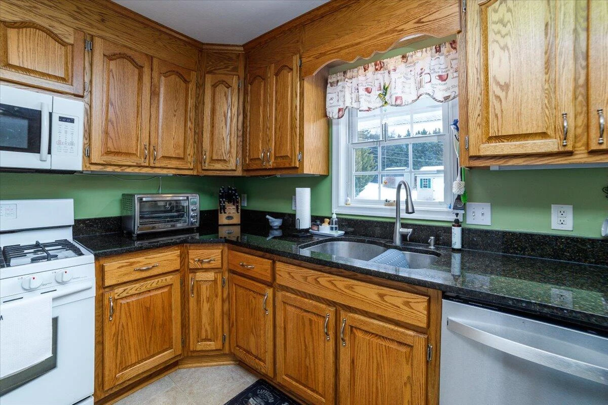 77 Rosebud LN - Photo 13