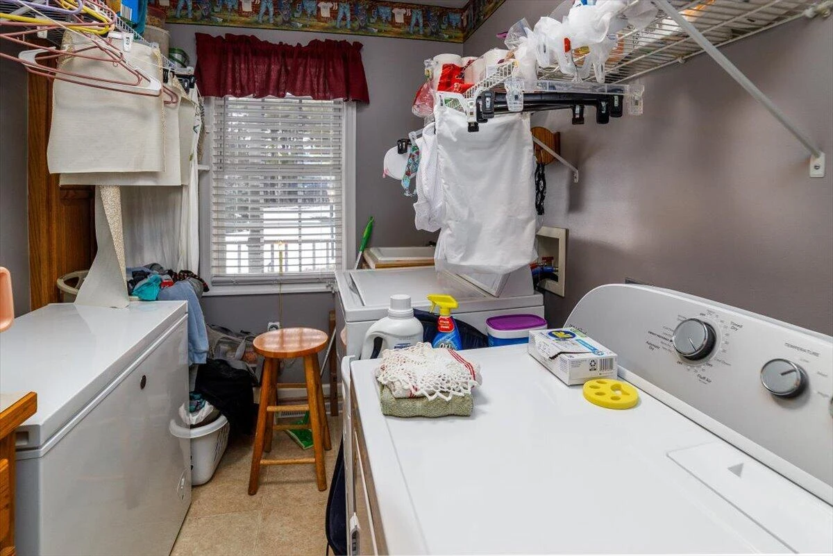77 Rosebud LN - Photo 17