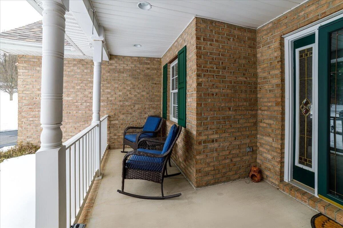 77 Rosebud LN - Photo 4