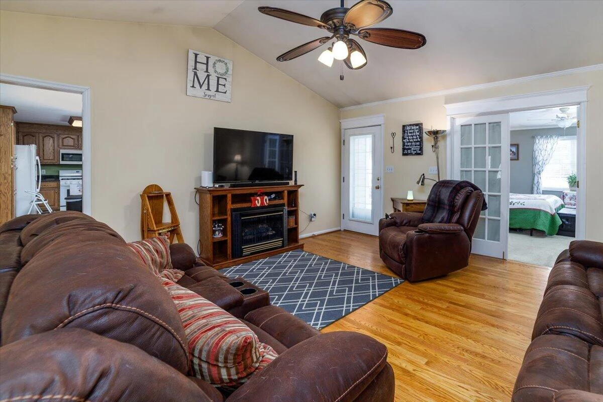 77 Rosebud LN - Photo 8