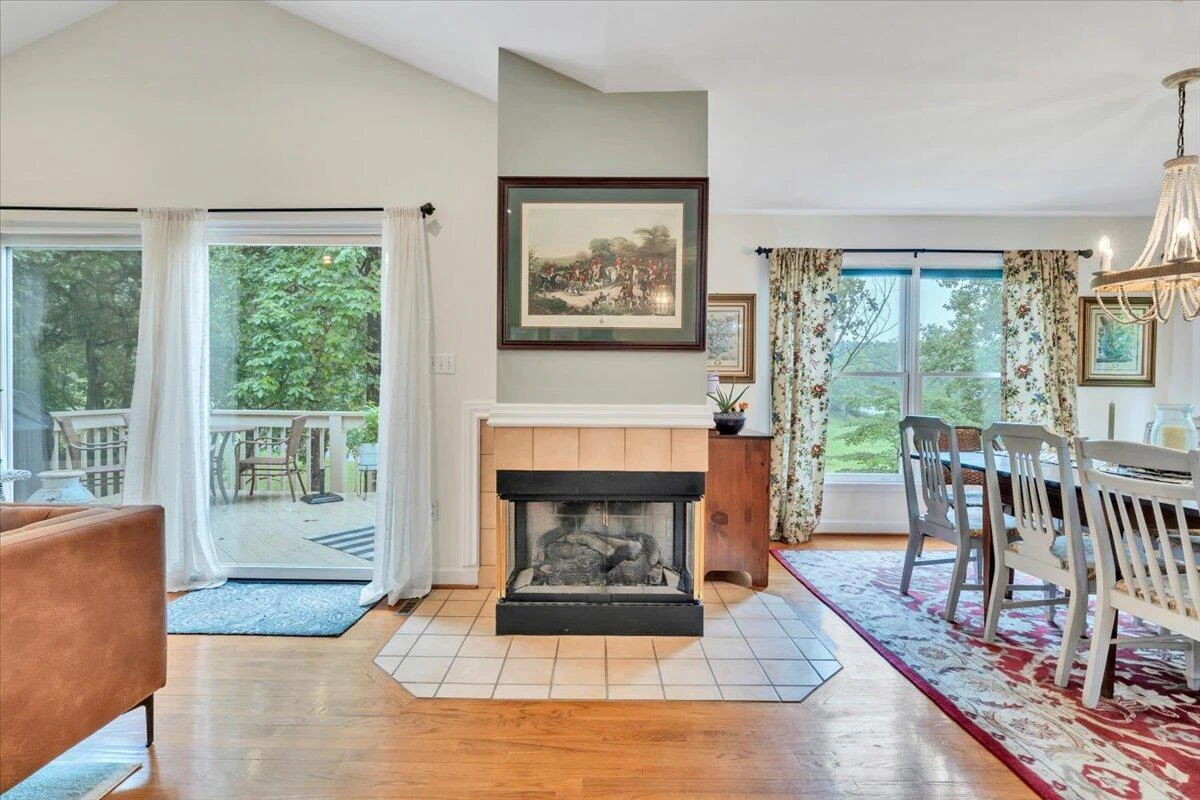 1037 Whitetail DR - Photo 14