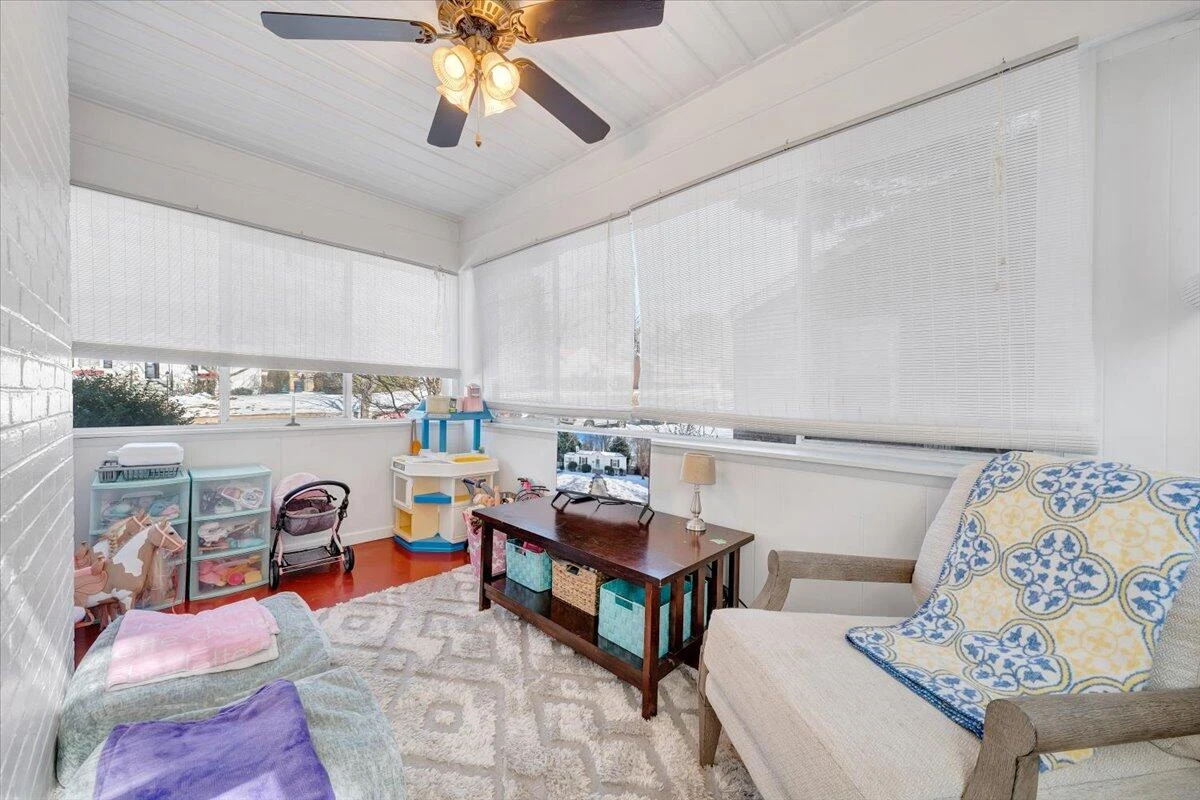 1868 Carlton RD SW - Photo 11