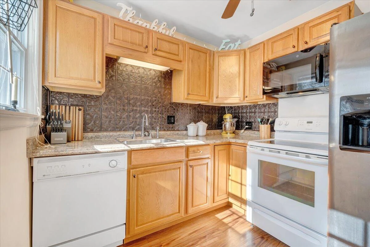 1868 Carlton RD SW - Photo 15