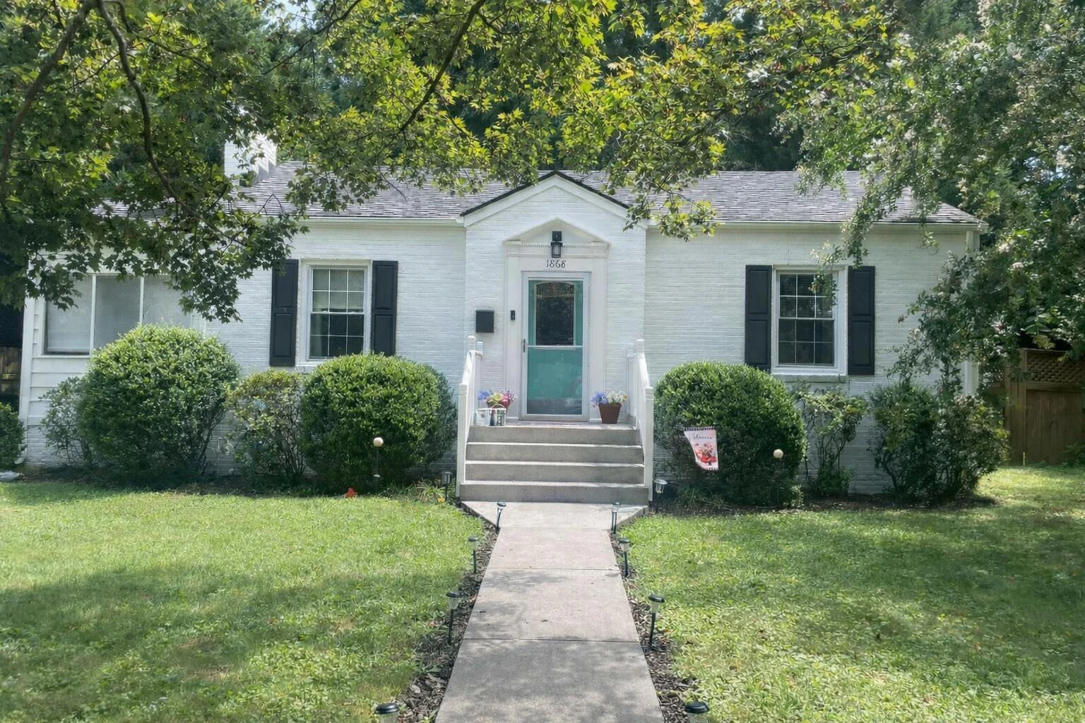1868 Carlton RD SW - Photo 2