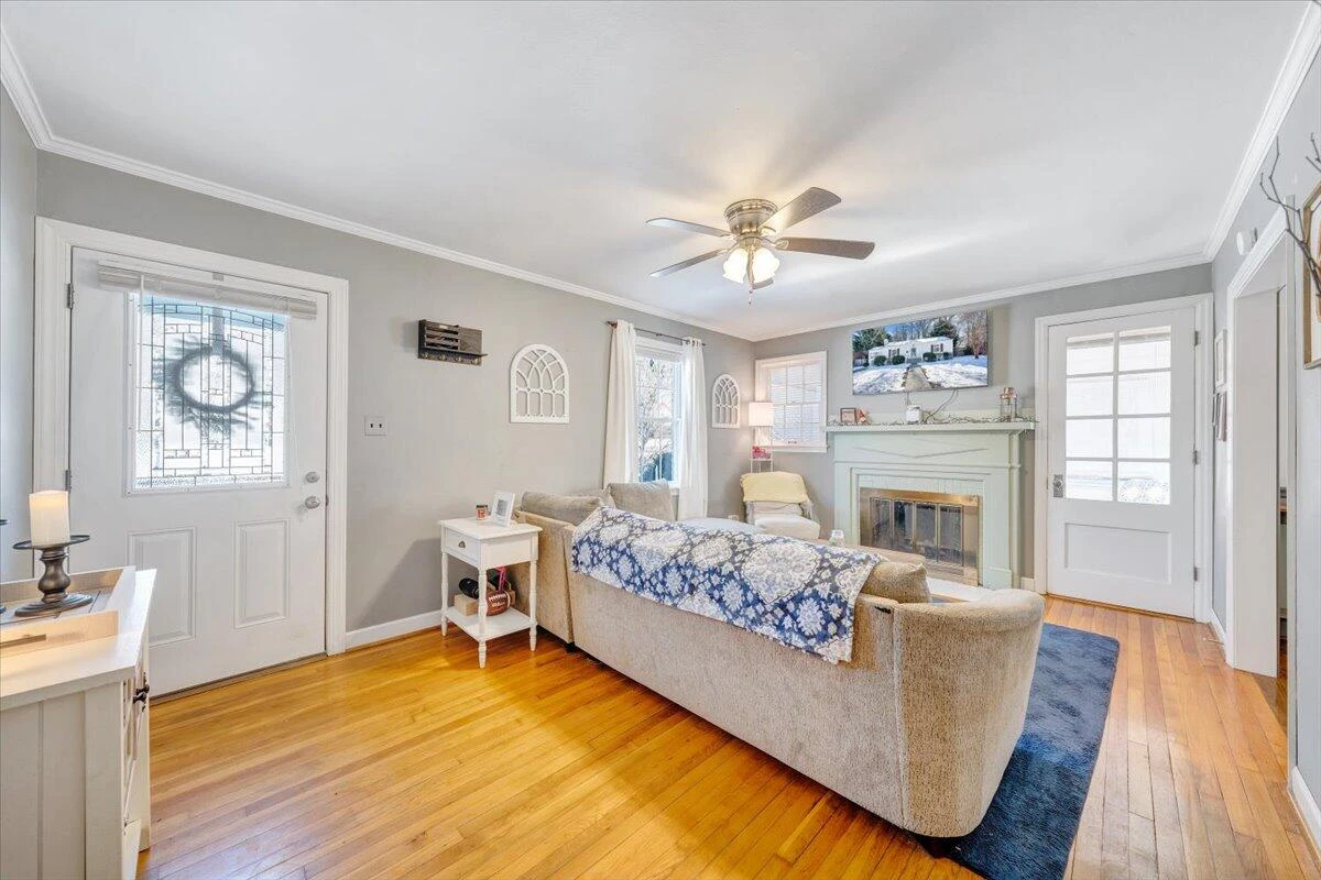 1868 Carlton RD SW - Photo 7