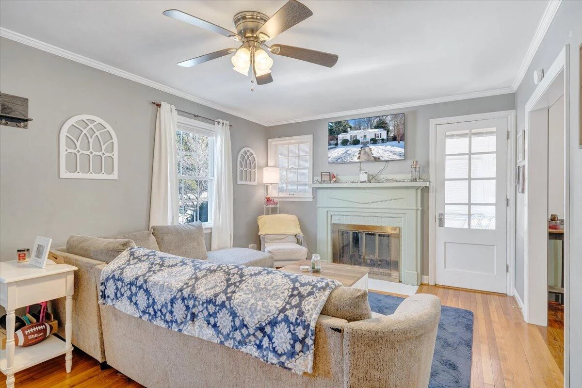 1868 Carlton RD SW - Photo 8