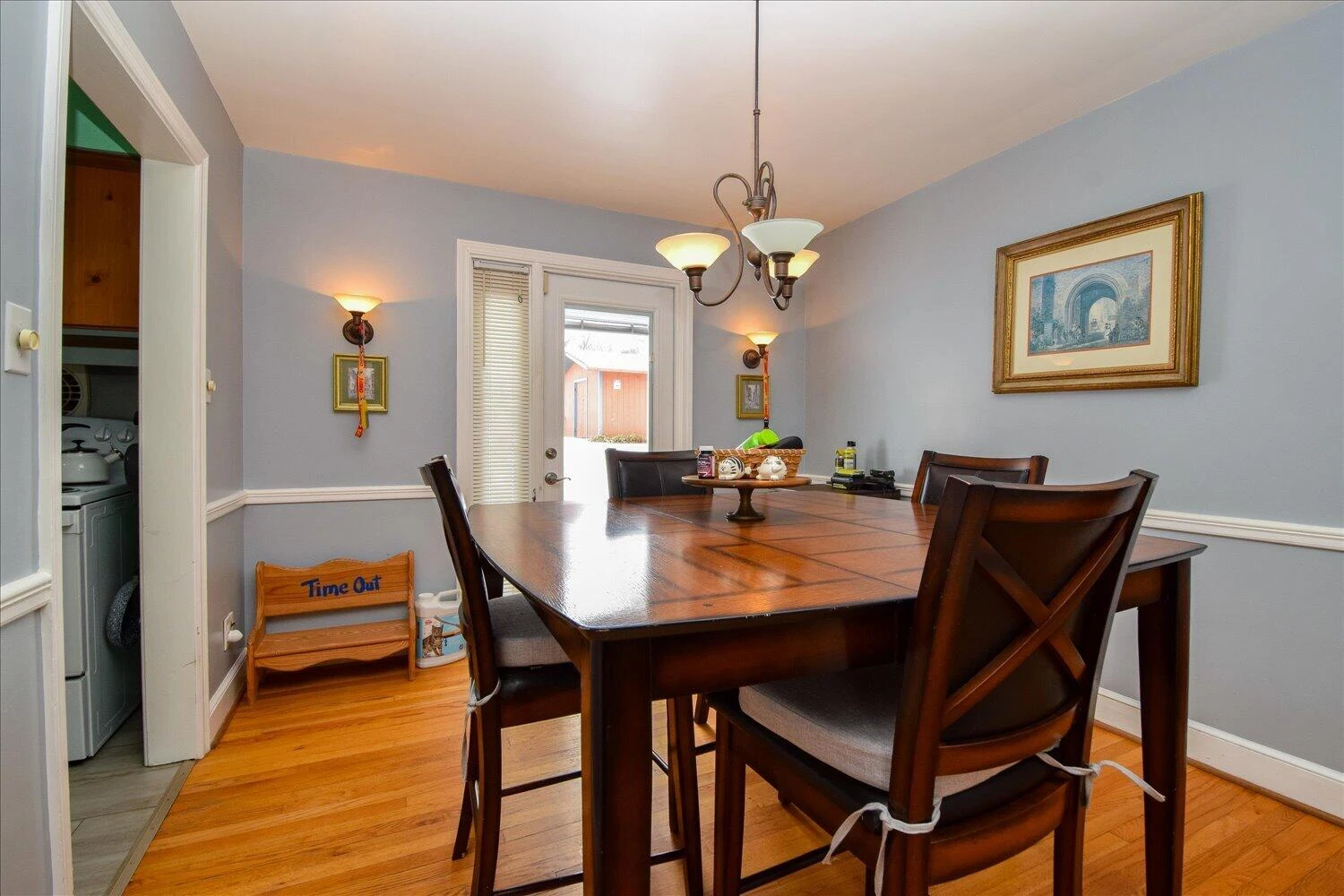 3418 Fleetwood AVE SW - Photo 5