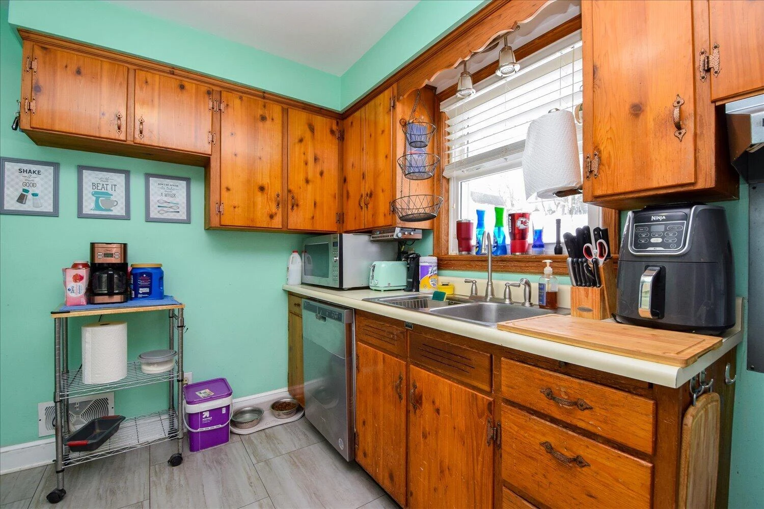 3418 Fleetwood AVE SW - Photo 7