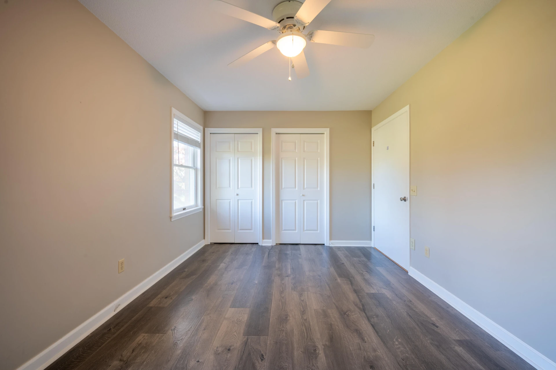 329 Parkway LN S - Photo 22