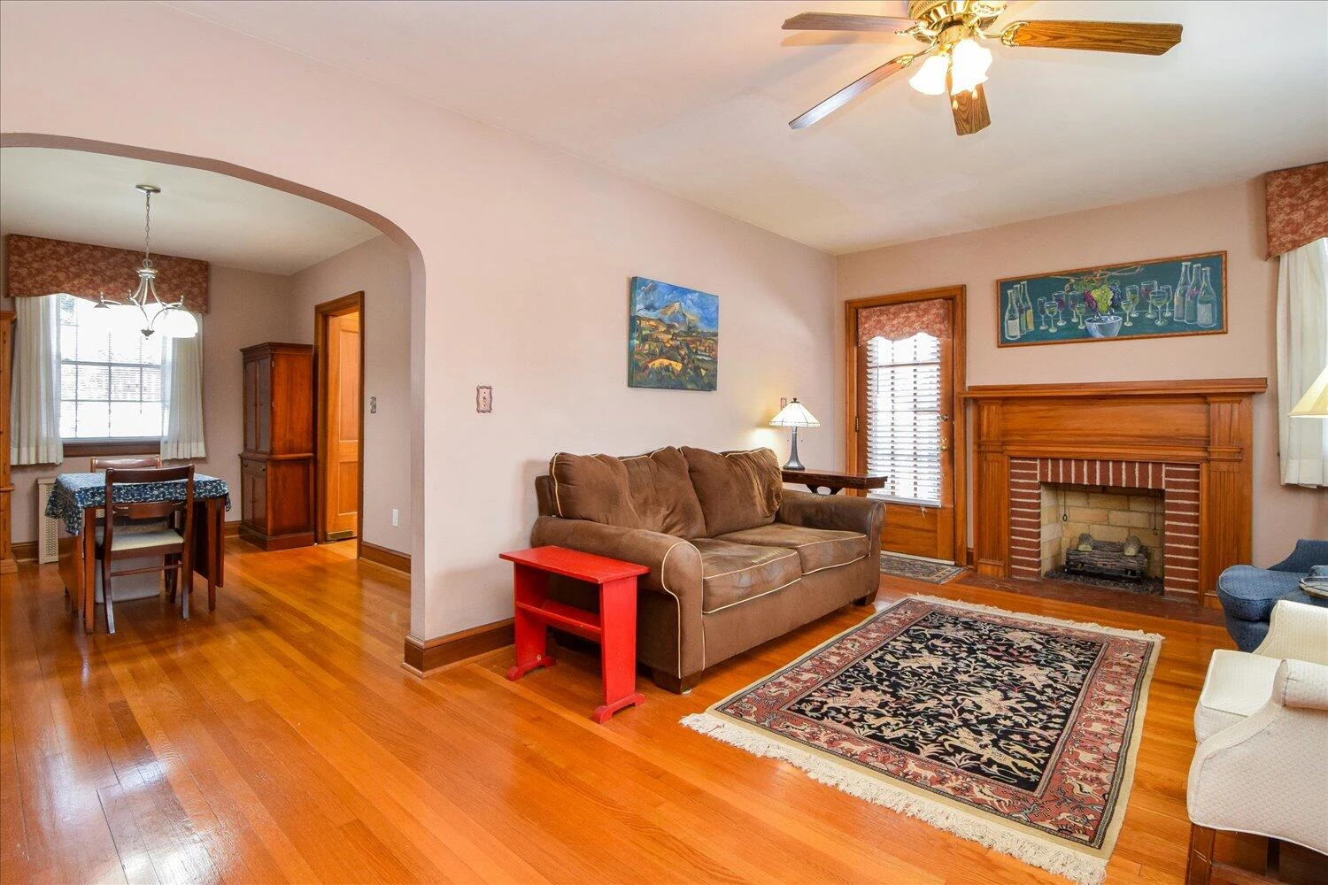 3108 Spring RD SW - Photo 4